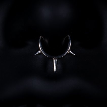 Titanový piercing Fade se třemi hroty