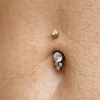 Titanový piercing do pupíku Trinity Glow