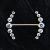 Titanový piercing do bradavky s čirými zirkony Moon