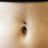 Titanový piercing do pupíku BlackTrio s černým zirkonem.