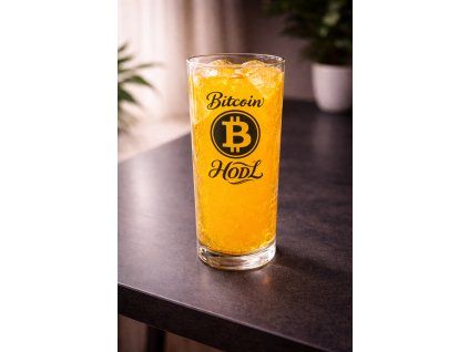 Sklenice s orange sodou a Bitcoinem