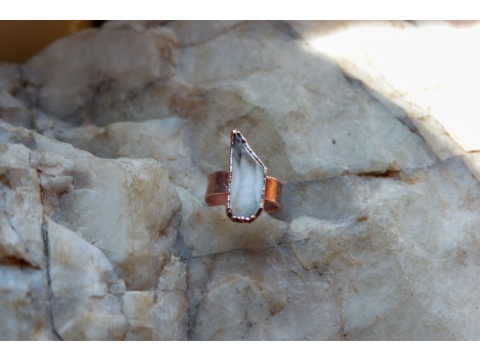 Prsten se záhnědou vel. 56