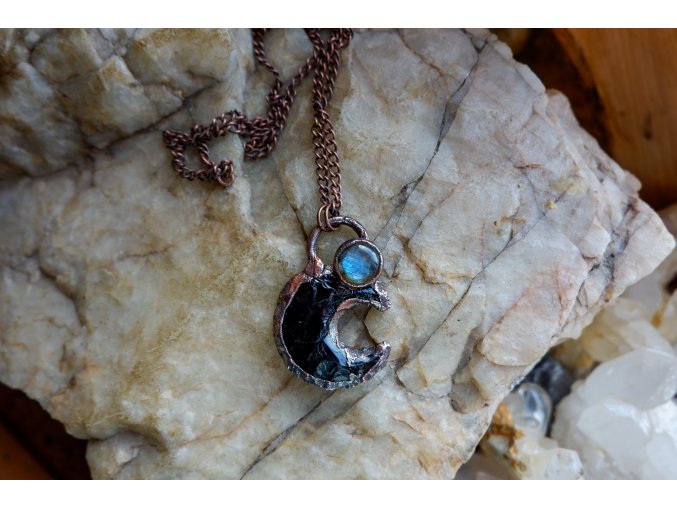 Přívěsek s obsidiánem a labradoritem