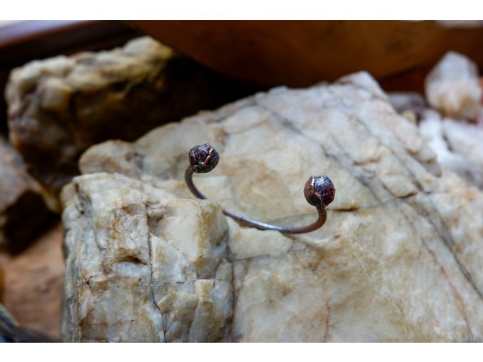 Náramek s granáty vel. 16cm