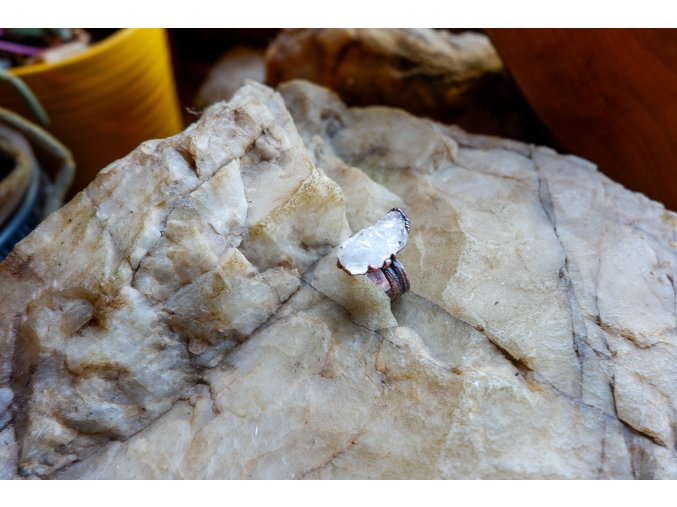 Prsten s faden křišťálem vel. 54