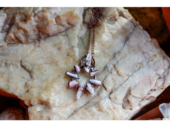 Přívěsek s turmalíny