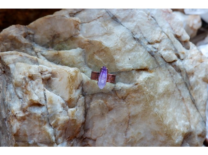 Prsten s ametystem vel. 58