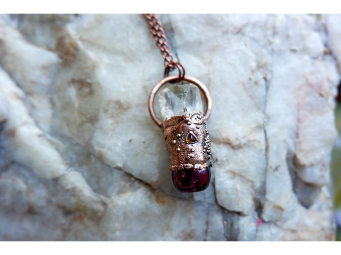 Krystalová esence - topaz a turmalín (vínová)