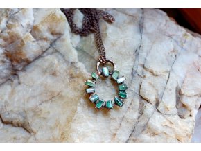 Přívěsek se zelenými turmalíny