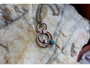 Přívěsek s dioptasem a záhnědou