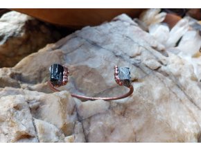 Náramek s černými turmalíny (skoryly) vel. 16-17cm