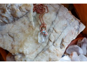 Přívěsek s faden křišťálem a apatity