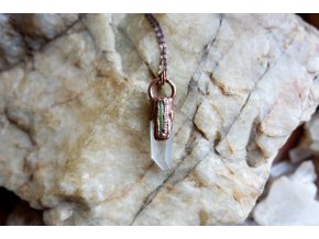 Přívěsek s křišťálem a zeleným turmalínem