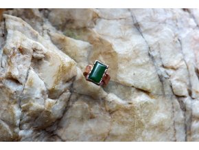 Prsten s nefritem vel. 54
