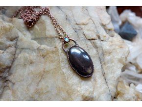 Přívěsek s obsidiánem a labradoritem