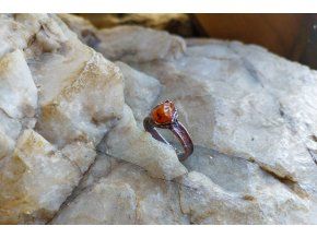 Prsten s karneolem vel. 52