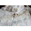 Prsten s hiddenitem vel. 59