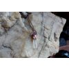 Přívěsek s křišťálem a fluoritem