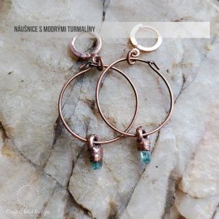 Slyšela jsem mnoho žen mluvit o tom, že když si nevezmou ráno náušnice, připadají si jak nahé. I já to tak mám a když...