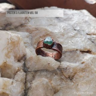 Když chce někdo doporučit kámen, který podporuje studium a paměť, tak vždy radím fluorit. Ovšem on umí mnohem víc. Když ho...