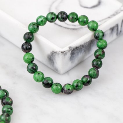 RUBIN V ZOISITU 230822