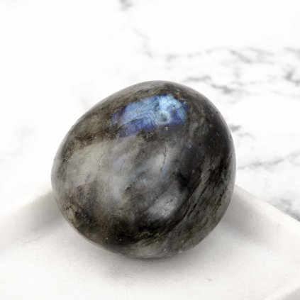 173 28 labradorit tromlovaný krystal crystalmineral.cz internetový obchod s krystaly a minerály 0175