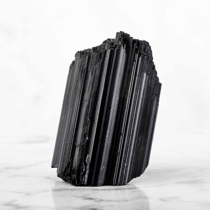 146 28 černý turmalín solitér crystalmineral.cz internetový obchod s krystaly a minerály 9897