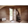 Oválná finská venkovní sauna o rozměrech 410 x 300 cm vnitřek, výhled ven