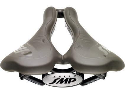 e37039b90f765d89fb9862ea886c8bd1