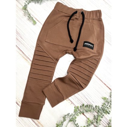 Bavlnené nohavice tepláky DESPACITO (Veľkosť 140)