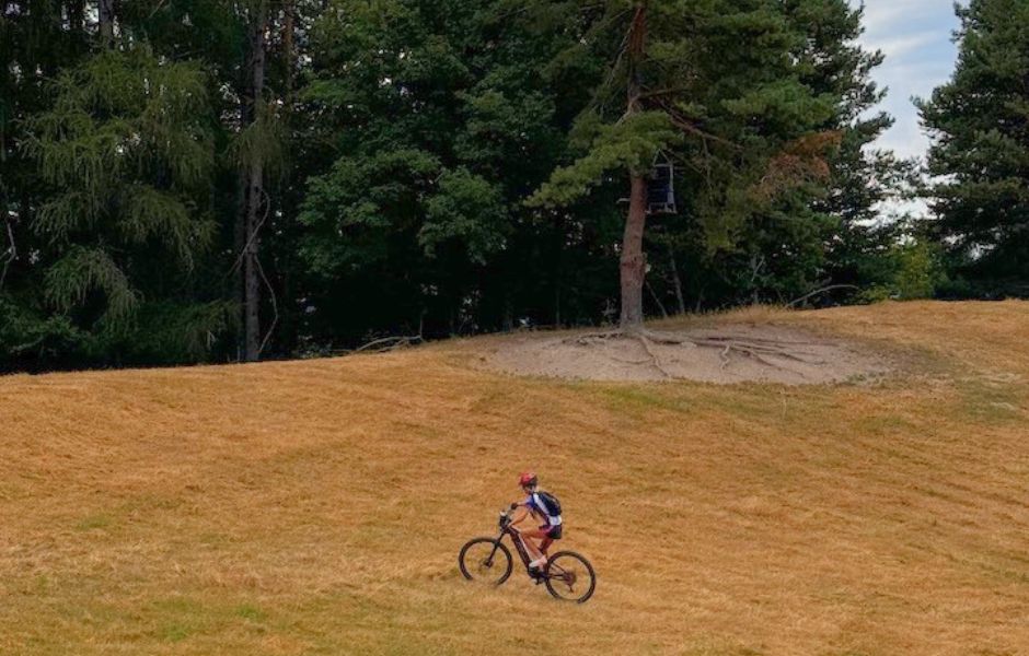 Cyklistická trasa Štiavnickými vrchmi: Objavte krásy a výzvy prírody