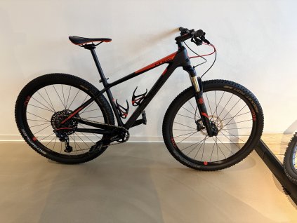 Horské kolo Reaction C:62 Pro 29 carbon´n´red 17"