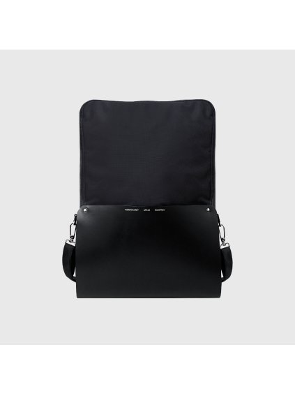 ART.03 BACKPACK PRODUCT