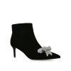 Čižmy - BELGRAVIA BOW ANKLE BOOT BLACK VELVET čierne