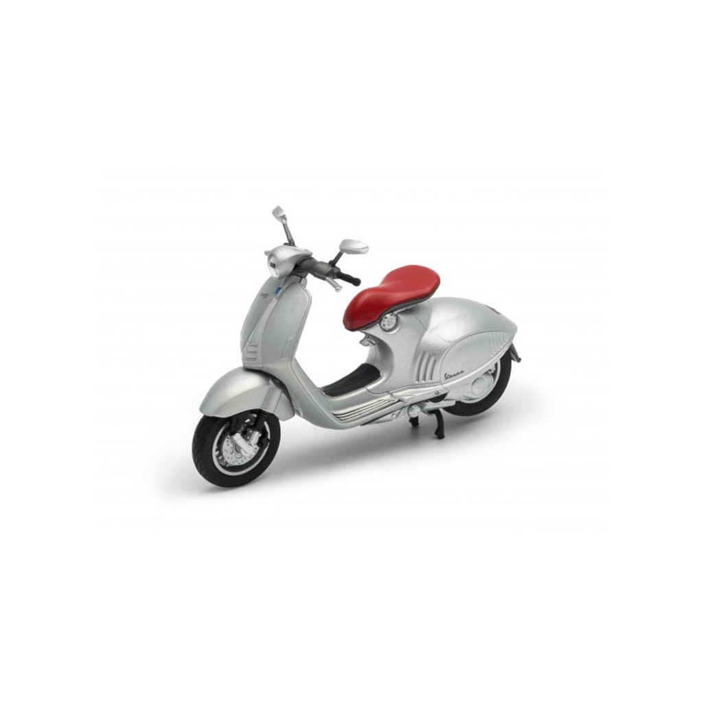 1:18 Vespa 946 (farba Strieborná)