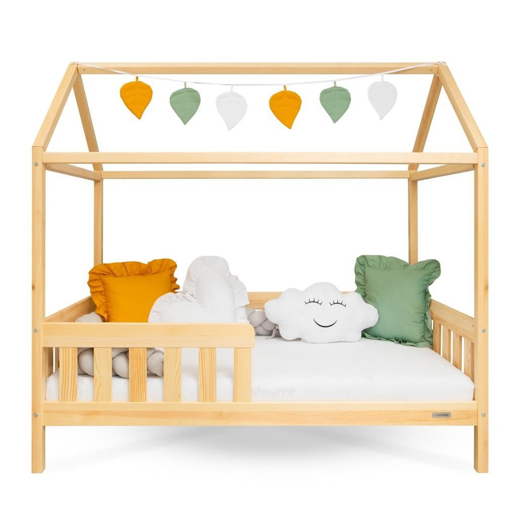 Detská posteľ domček so zábradlím a roštom New Baby CASTELLO 160x80 cm prírodná