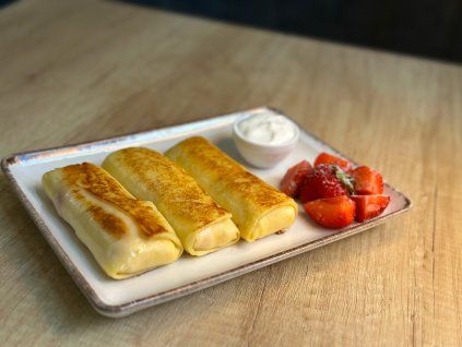 Palačinky s tvarohem a jahody