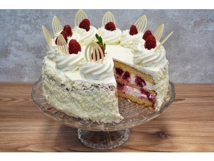 Šlehačkový malinový