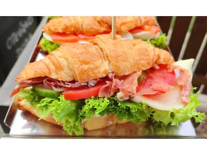 402 schwarzwald croissant