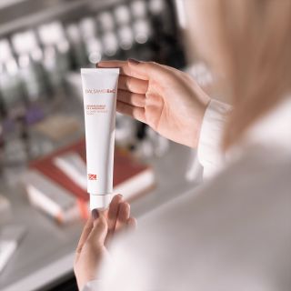 Dlouhý den si žádá zpomalení. BeC Natura Balsamo BeC je balzámový masážní krém pro chvíle, kdy chcete tělu dopřát dotek,...