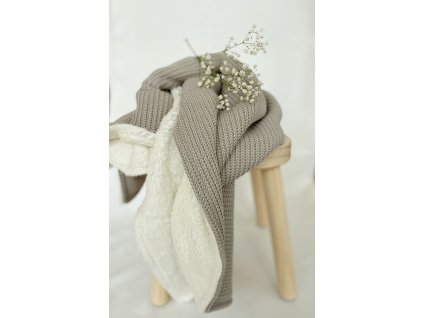 2D2C40D2 DDFA 49CF 9EDB 20CB9BB1ED4A