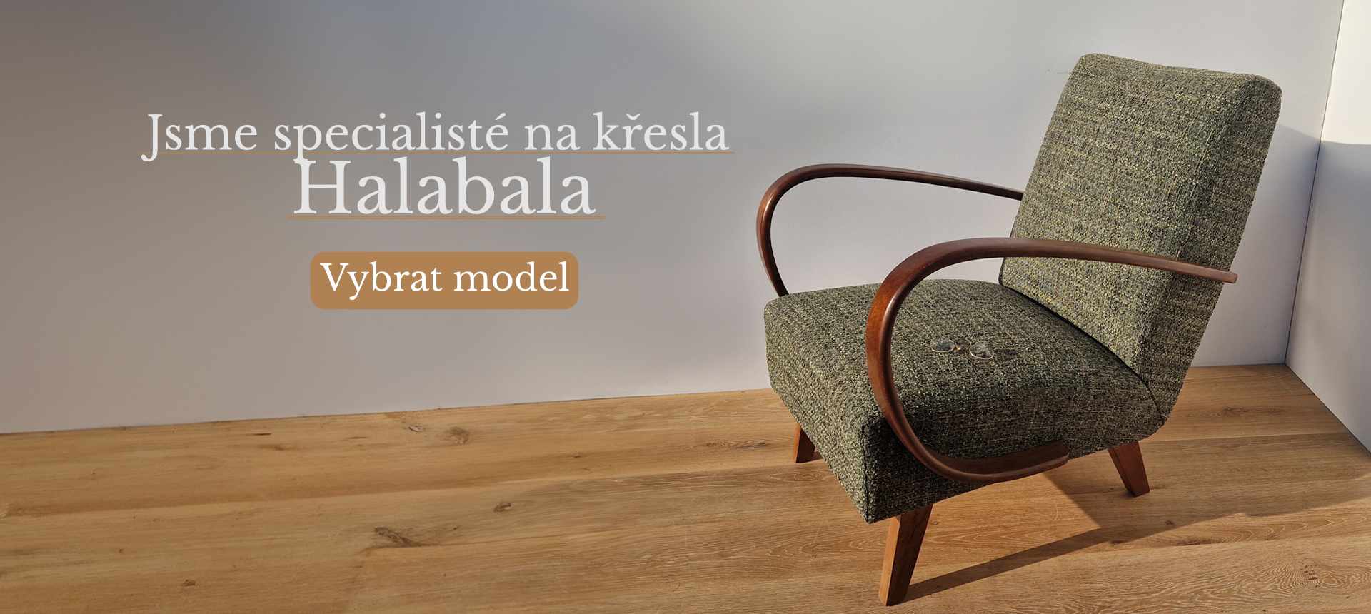Čalouněné křeslo Halabala , nábytek Ton
