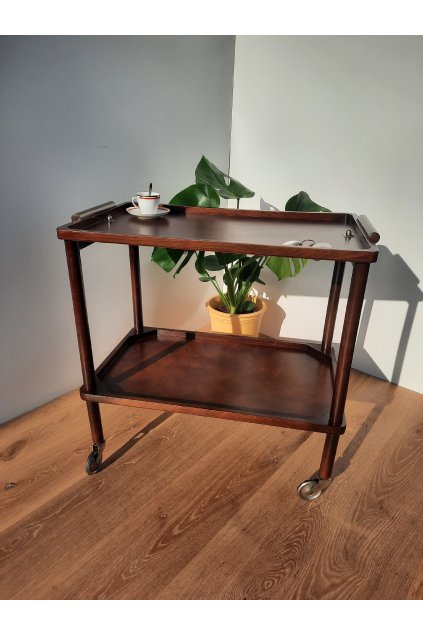 starožitný servírovací stolek