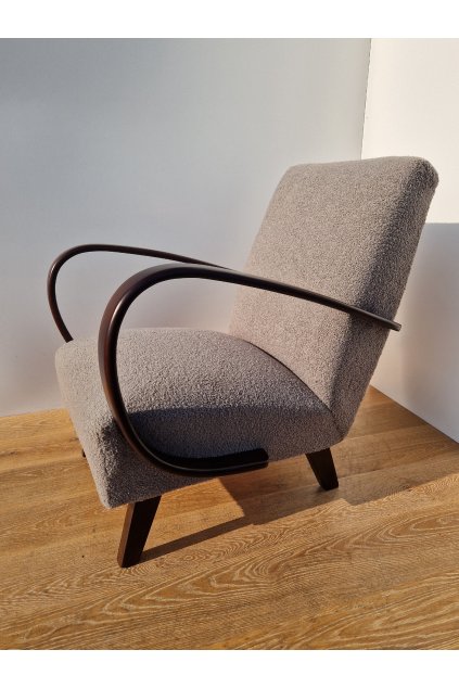 Čalouněné křeslo typ C céčko Halabala