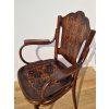 Dřevěné křeslo Thonet