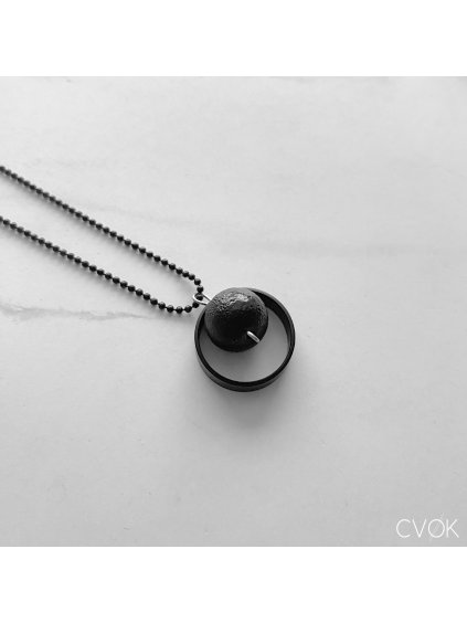 black ring