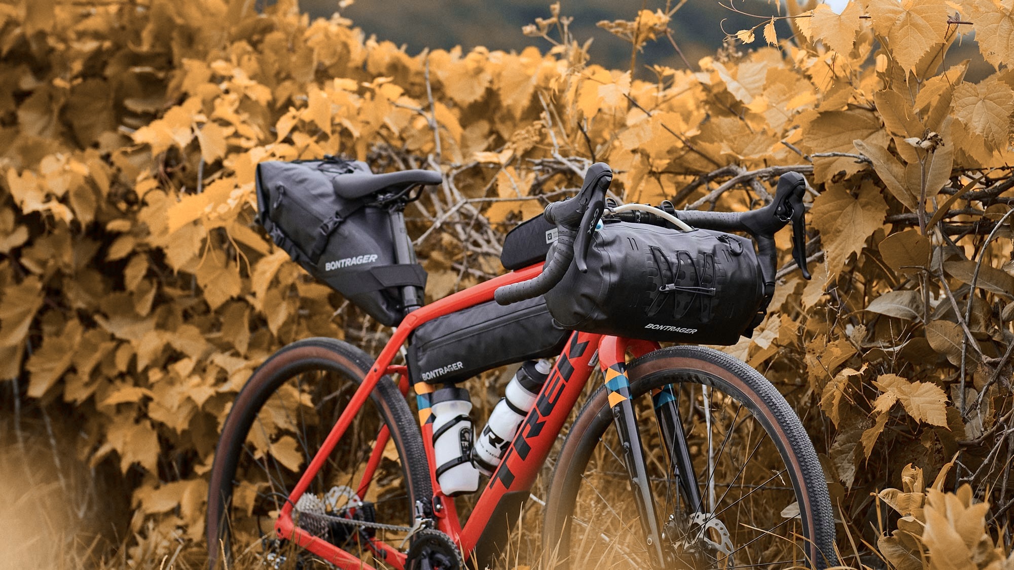 Barvy podzimu v sedle gravelu – Trek Checkpoint 2024