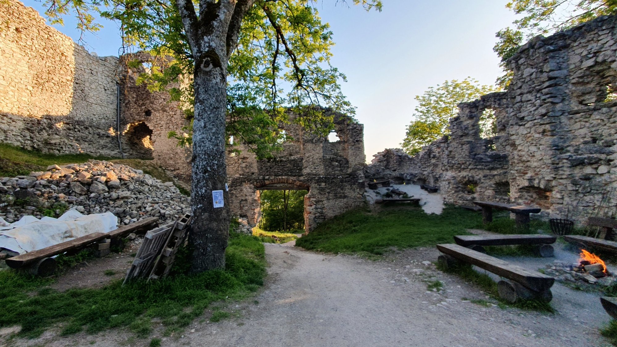 Tip na výlet: hrad Tematín a Mtbiker trail