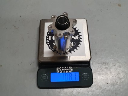 Newmen Fade MTB 6D Boost predný náboj, 15x110 mm, 28dier, strieborný