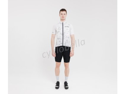 68057 68061 Kellys Studio 2023 4136